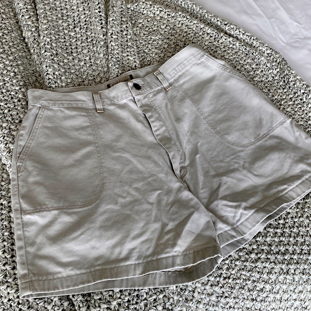 Wrangler for Women 4 pockets soft 100% cotton shorts Size 16 Average 4” inseam